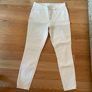 LOFT NWT White High-Rise Skinny Jeans